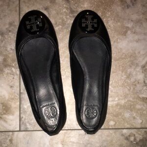 Tory Burch Black  Pebbled Leather Ballet Flats EUC SIZE 8